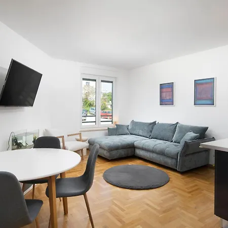 With Big Open Terrace Apartment *